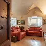 Guesthost - Palazzo Altieri Elegant