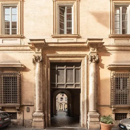 Daire Guesthost - Palazzo Altieri Elegant