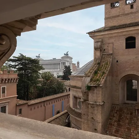 Guesthost - Palazzo Altieri Elegant *