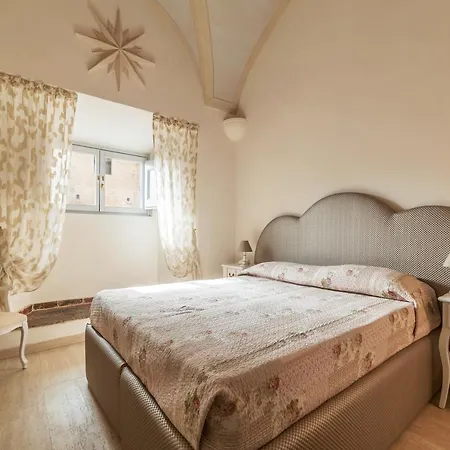 Palazzo Altieri Elegant Апартаменты