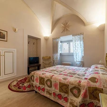 Palazzo Altieri Elegant Апартаменты Рим